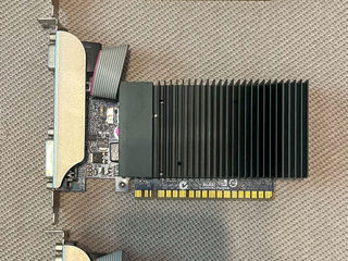 Nvidia GeForce GT 210 foto 1