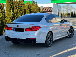 BMW 5 Series foto 3