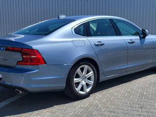 Volvo S90 foto 2