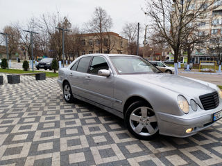 Mercedes E-Class