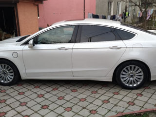 Ford Fusion foto 3