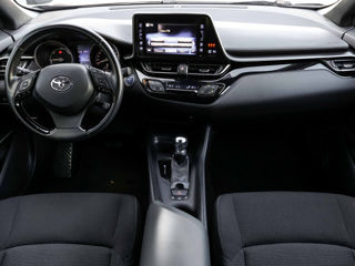 Toyota C-HR foto 7