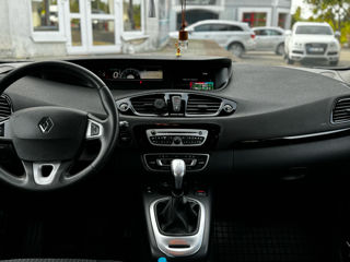 Renault Grand Scenic foto 8