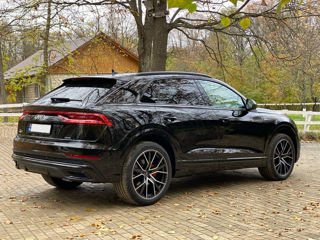 Audi Q8 foto 8