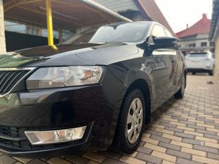 Skoda Rapid фото 2