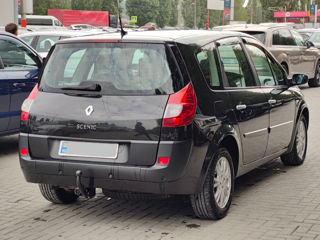 Renault Grand Scenic foto 3