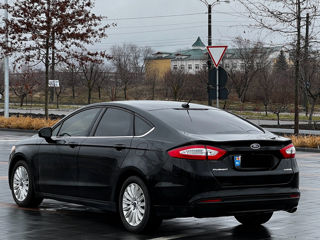 Ford Fusion foto 6