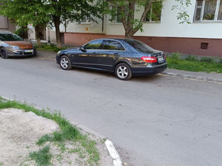 Mercedes E-Class foto 3