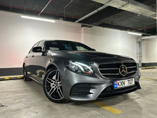 Mercedes E-Class foto 14