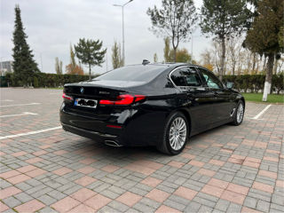 BMW 5 Series foto 5