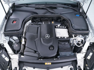 Mercedes GLC foto 11