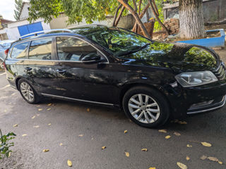 Volkswagen Passat foto 3