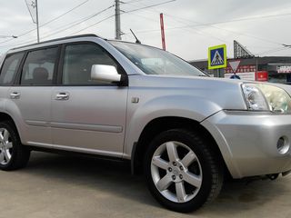 Nissan X-Trail foto 5