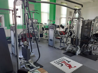 Se vinde o sala de aparate fitness, restul pozelor le trimit pe WhatsApp. foto 6