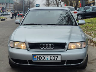 Audi A4 foto 2