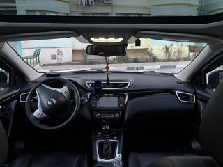 Nissan Qashqai foto 4