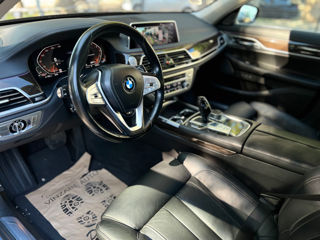 BMW 7 Series foto 5