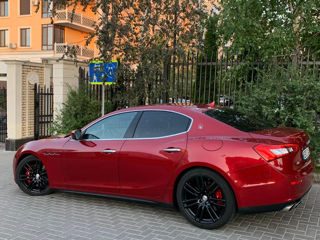 Maserati Ghibli foto 2