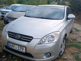 KIA Ceed foto 2