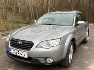 Subaru Outback foto 2