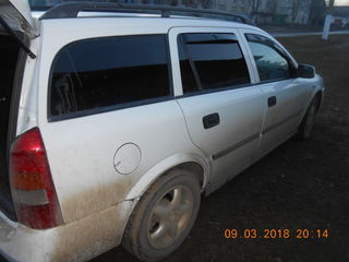 Opel Astra foto 2