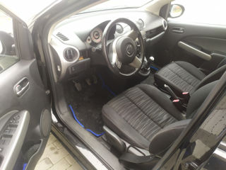 Mazda 2 foto 7