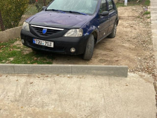 Dacia Logan foto 3