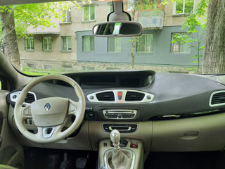 Renault Grand Scenic foto 7