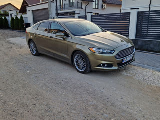 Ford Fusion foto 3