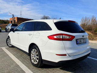 Ford Mondeo foto 3