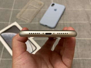 iPhone XR 64gb White foto 5