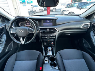 Infiniti Q30 foto 8