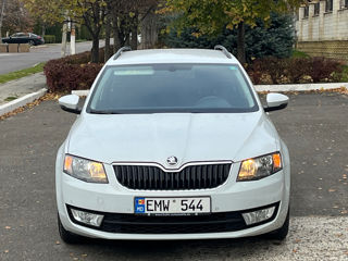 Skoda Octavia foto 2