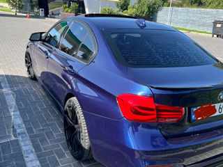 BMW 3 Series foto 4