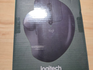 Logitech MX Ergo трекбол