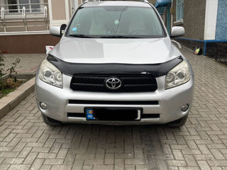 Toyota Rav 4 foto 2