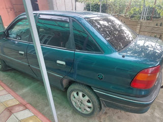 Opel Astra foto 4