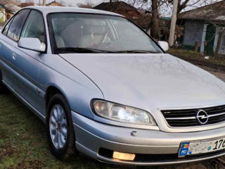 Opel Omega foto 5