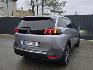 Peugeot 5008 foto 2