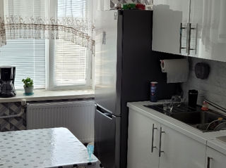 Apartament cu 2 camere, 50 m², Centru, Florești foto 4