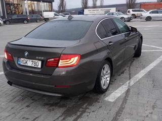 BMW 5 Series foto 4