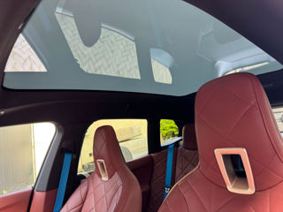 BMW iX фото 13