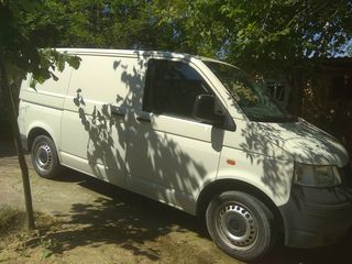 Volkswagen T5 foto 4