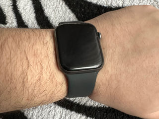 Продам Apple Watch Series 5 (44 мм) Black