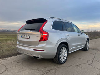 Volvo XC90 foto 4