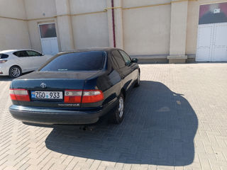 Toyota Carina foto 4