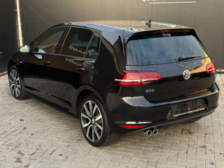 Volkswagen Golf foto 6