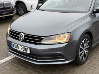 Volkswagen Jetta foto 16