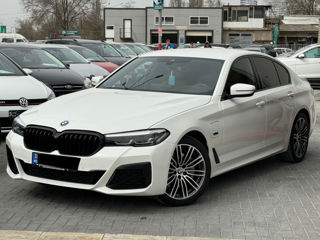 BMW 5 Series foto 1