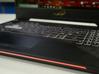 Asus Rog Strix Scar Ii Gl704gw-ev044t foto 3